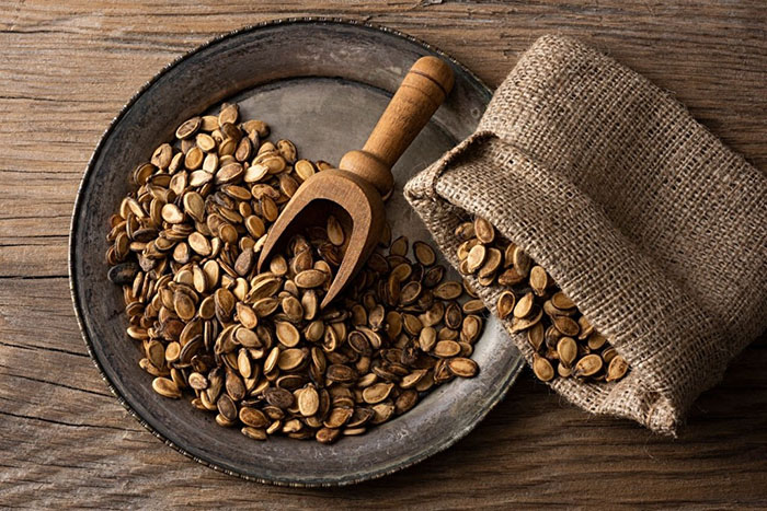 تخمه هندوانه از انواع تخمه